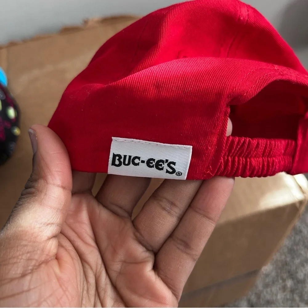 Buc-ee's Infant Caps Set Red Blue One Size Set of Two - Picture 3 of 6